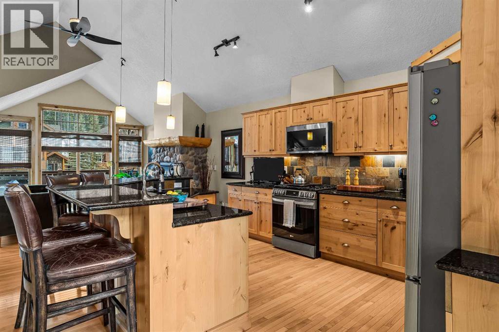 150 Hubman Landing, Canmore, Alberta  T1W 3L3 - Photo 9 - A2300269