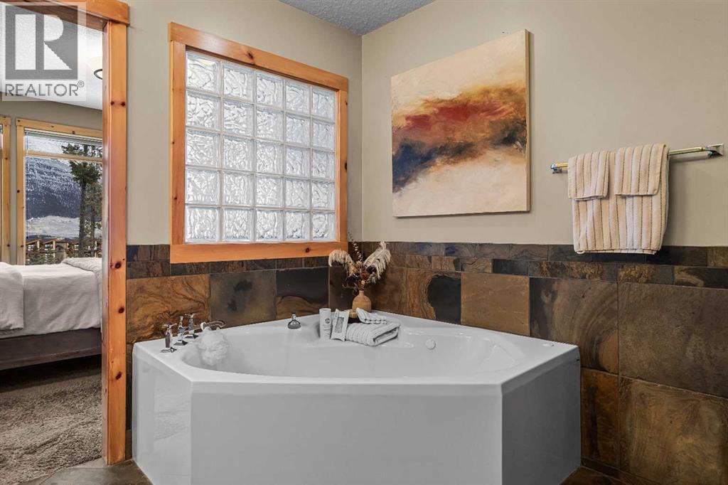 150 Hubman Landing, Canmore, Alberta  T1W 3L3 - Photo 25 - A2300269