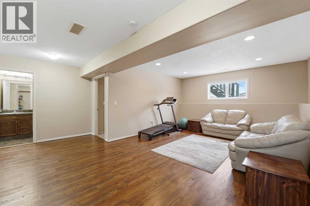 28 Ibbotson Close, Red Deer, Alberta  T4R 0C7 - Photo 15 - A2297754