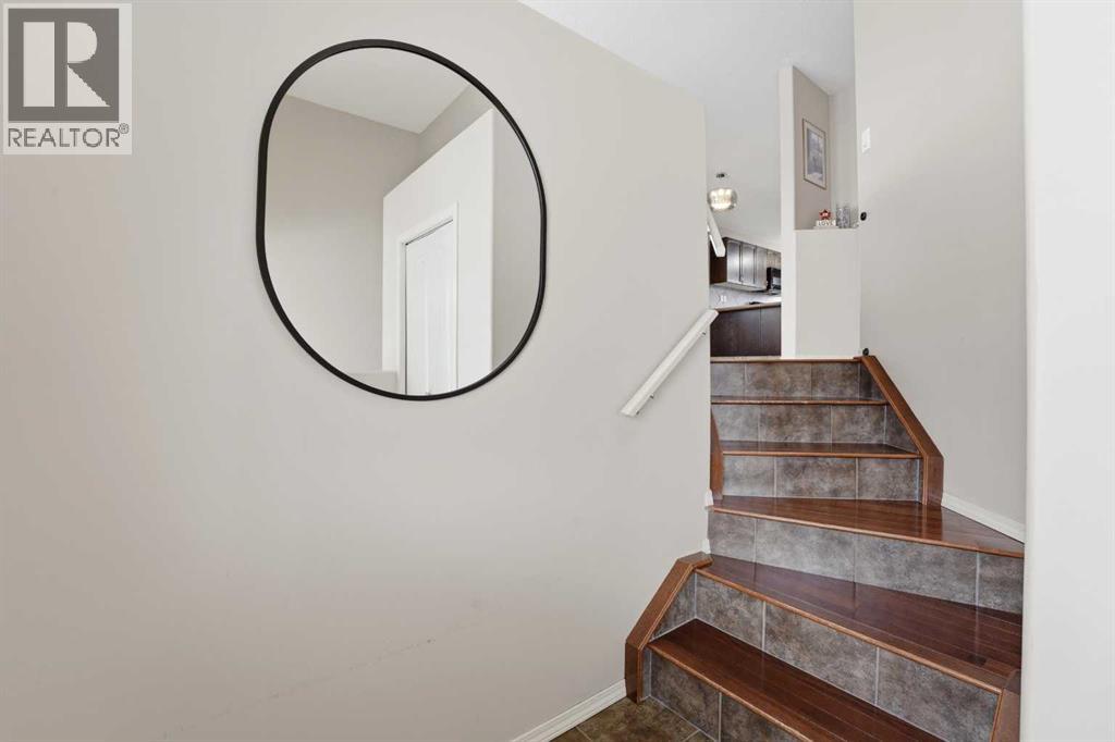 28 Ibbotson Close, Red Deer, Alberta  T4R 0C7 - Photo 3 - A2297754