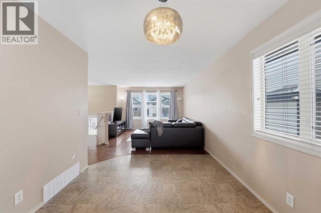 28 Ibbotson Close, Red Deer, Alberta  T4R 0C7 - Photo 6 - A2297754