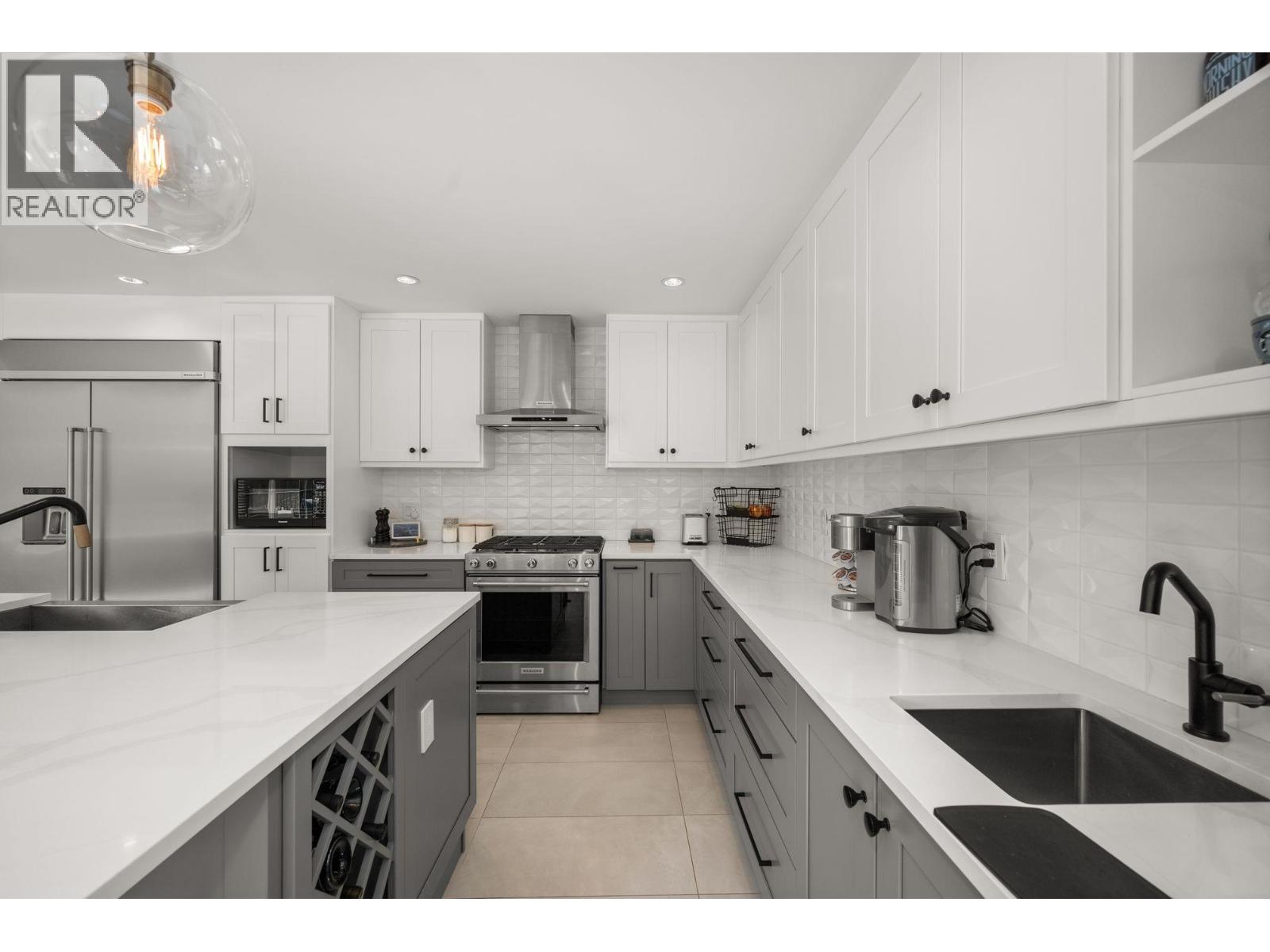 2566 Mcbain Avenue, Vancouver, British Columbia  V6L 2C6 - Photo 8 - R3093910