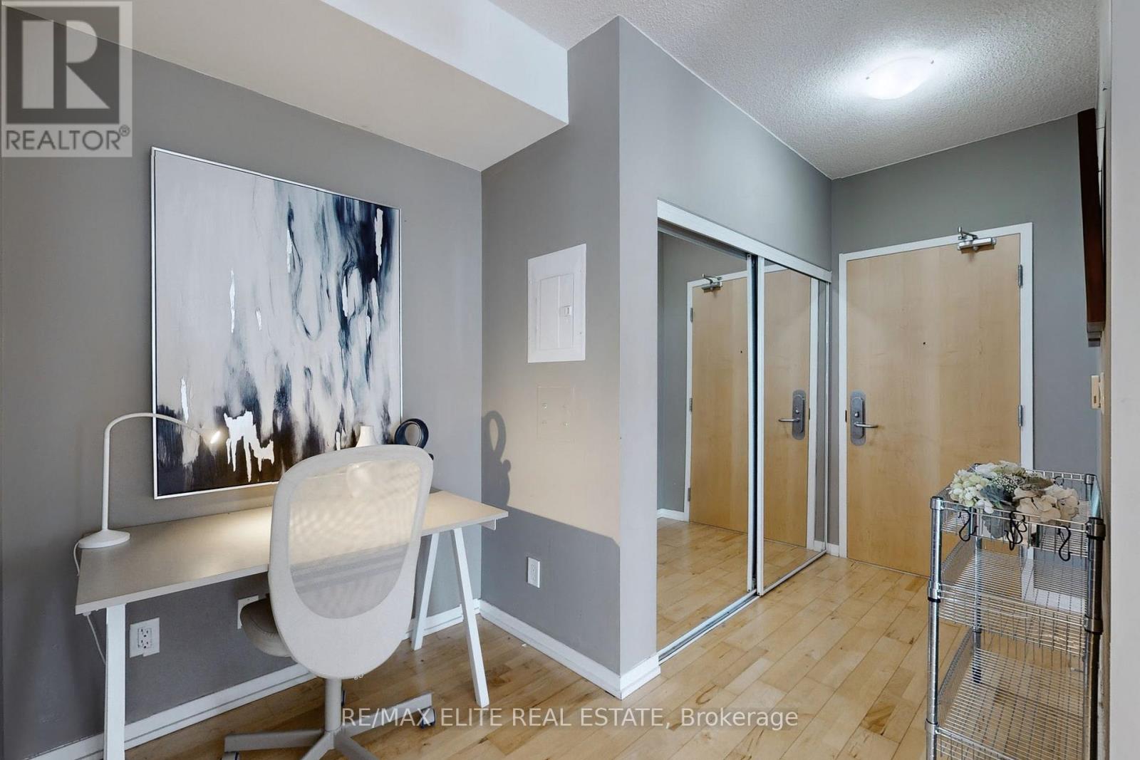 2208 - 65 Bremner Boulevard, Toronto, Ontario  M5J 0A7 - Photo 24 - C12986070