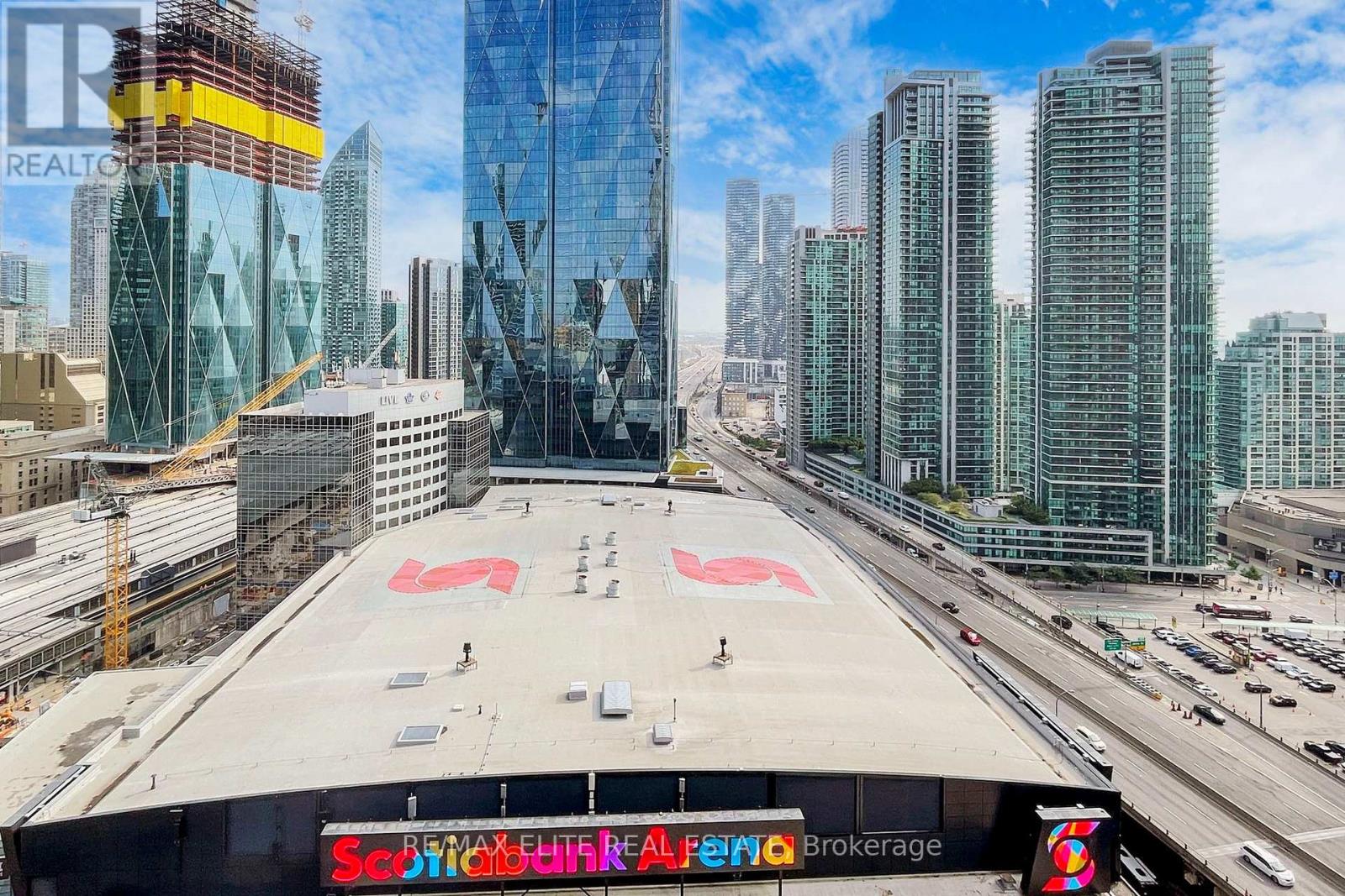 2208 - 65 Bremner Boulevard, Toronto, Ontario  M5J 0A7 - Photo 30 - C12986070