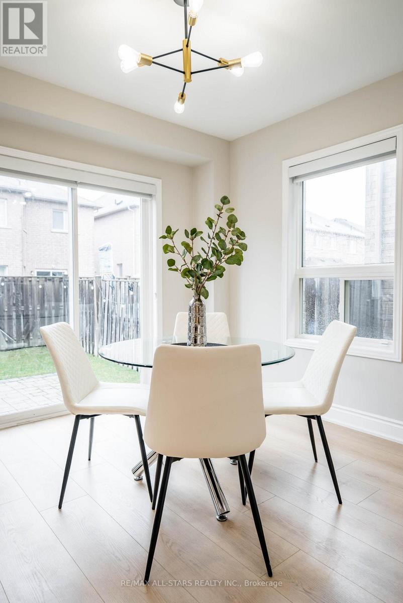 55 Win Timbers Crescent, Whitchurch-Stouffville, Ontario  L4A 0Y9 - Photo 14 - N12986096