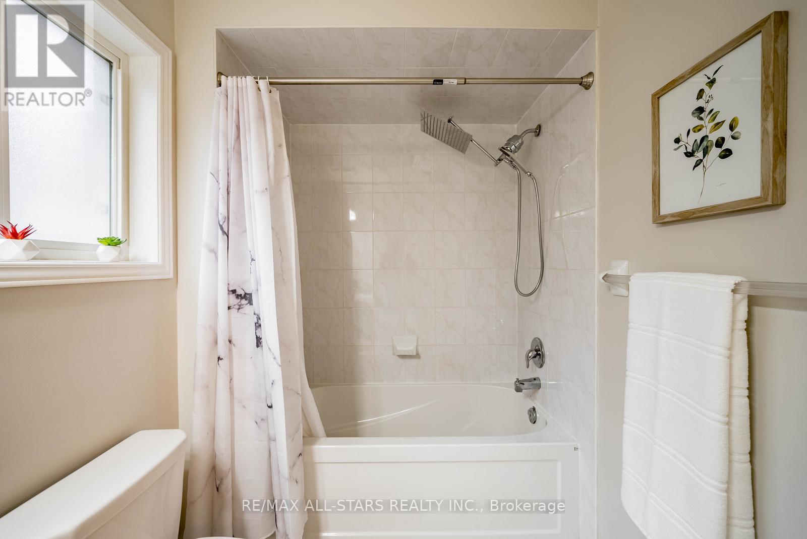 55 Win Timbers Crescent, Whitchurch-Stouffville, Ontario  L4A 0Y9 - Photo 23 - N12986096