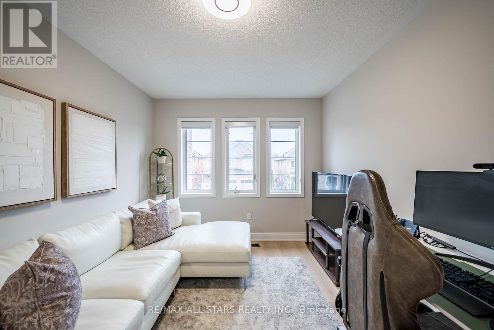 55 Win Timbers Crescent, Whitchurch-Stouffville, Ontario  L4A 0Y9 - Photo 28 - N12986096