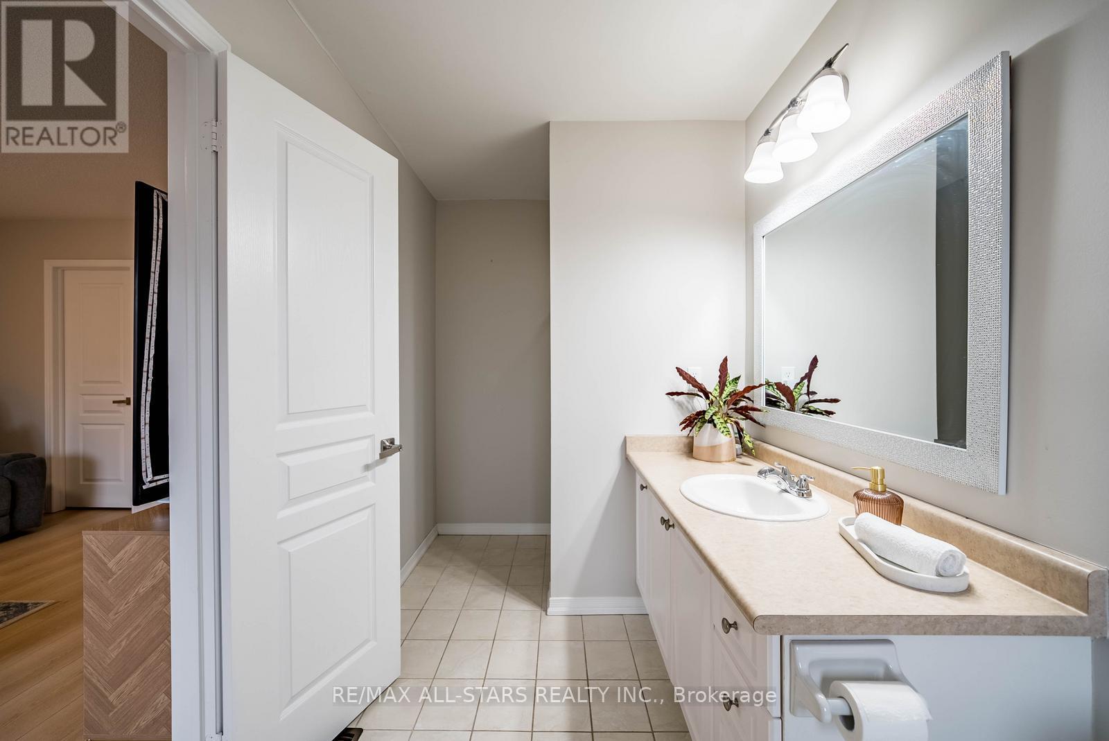 55 Win Timbers Crescent, Whitchurch-Stouffville, Ontario  L4A 0Y9 - Photo 35 - N12986096