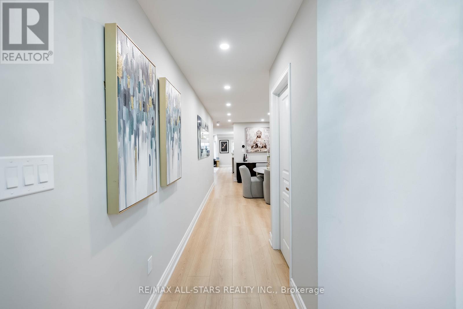 55 Win Timbers Crescent, Whitchurch-Stouffville, Ontario  L4A 0Y9 - Photo 5 - N12986096