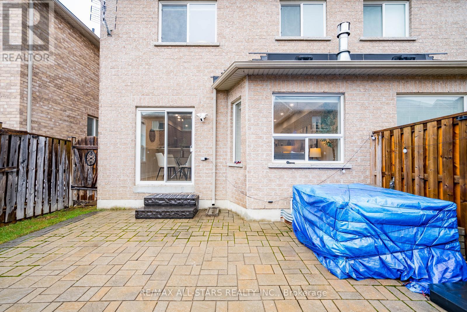 55 Win Timbers Crescent, Whitchurch-Stouffville, Ontario  L4A 0Y9 - Photo 50 - N12986096