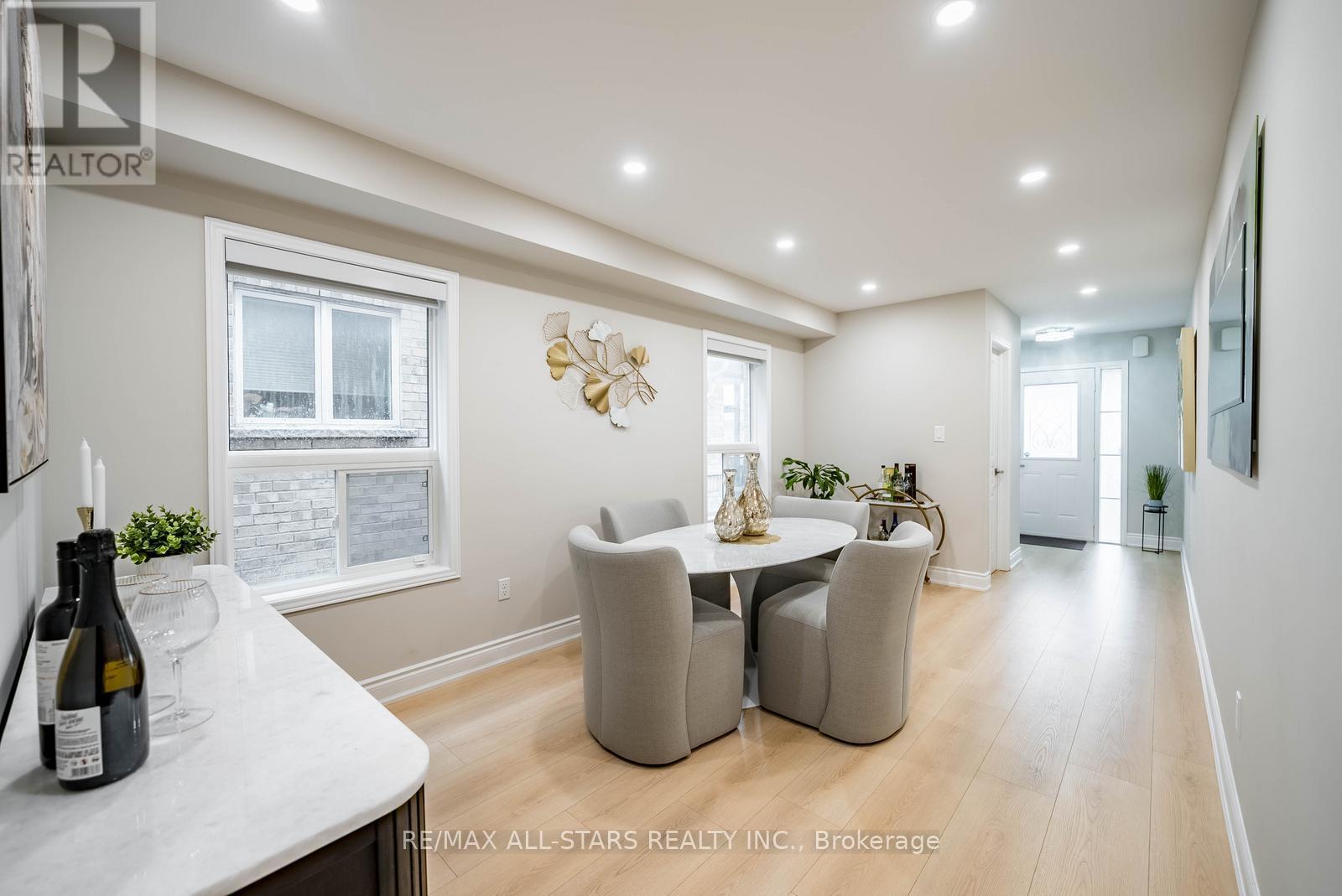 55 Win Timbers Crescent, Whitchurch-Stouffville, Ontario  L4A 0Y9 - Photo 7 - N12986096