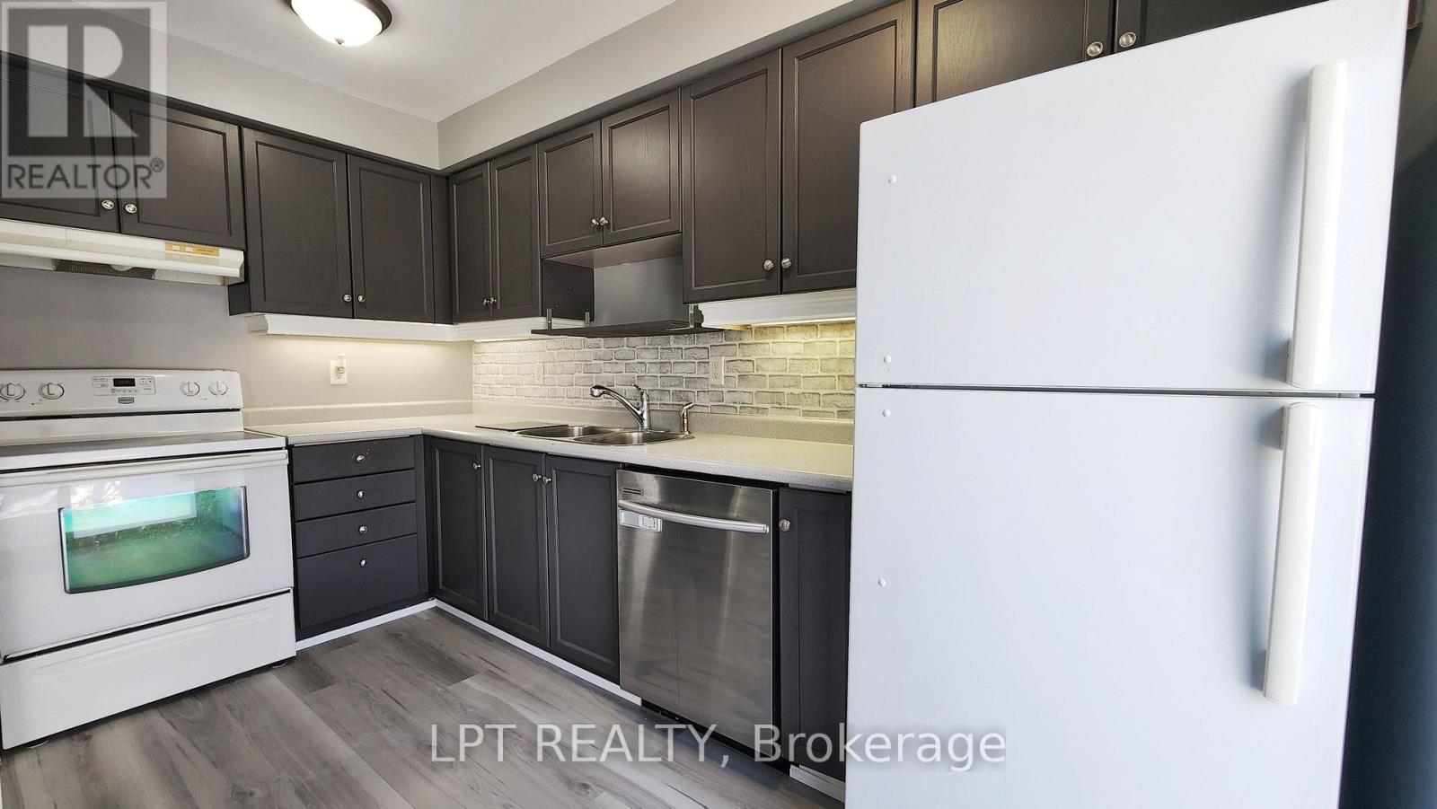 244 Ferndale Drive S, Barrie, Ontario  L4N 8J9 - Photo 10 - S12986054