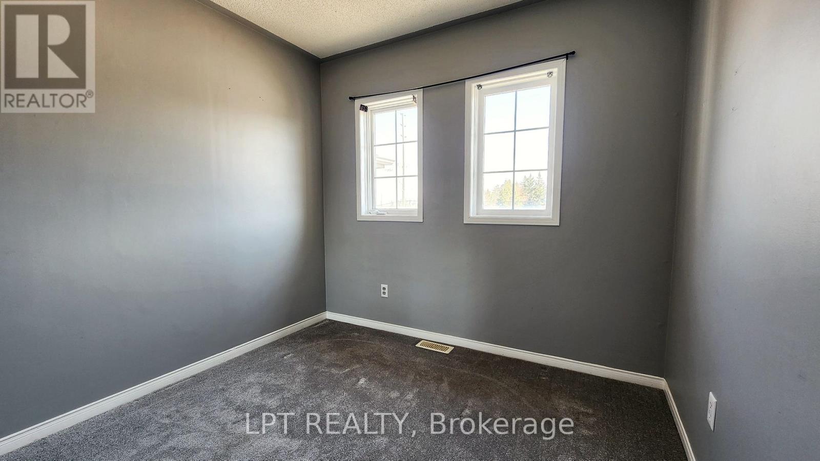 244 Ferndale Drive S, Barrie, Ontario  L4N 8J9 - Photo 17 - S12986054