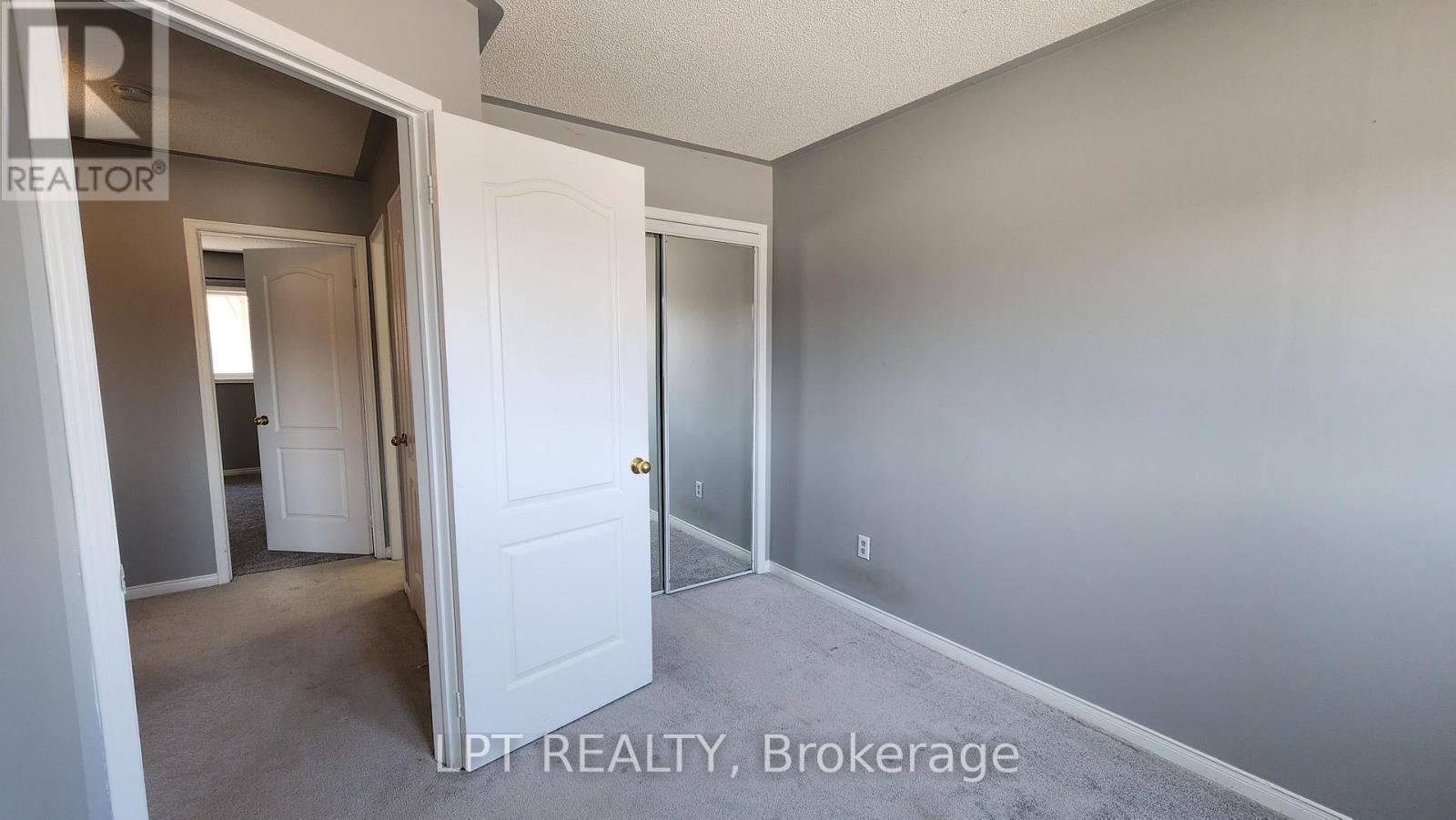 244 Ferndale Drive S, Barrie, Ontario  L4N 8J9 - Photo 18 - S12986054