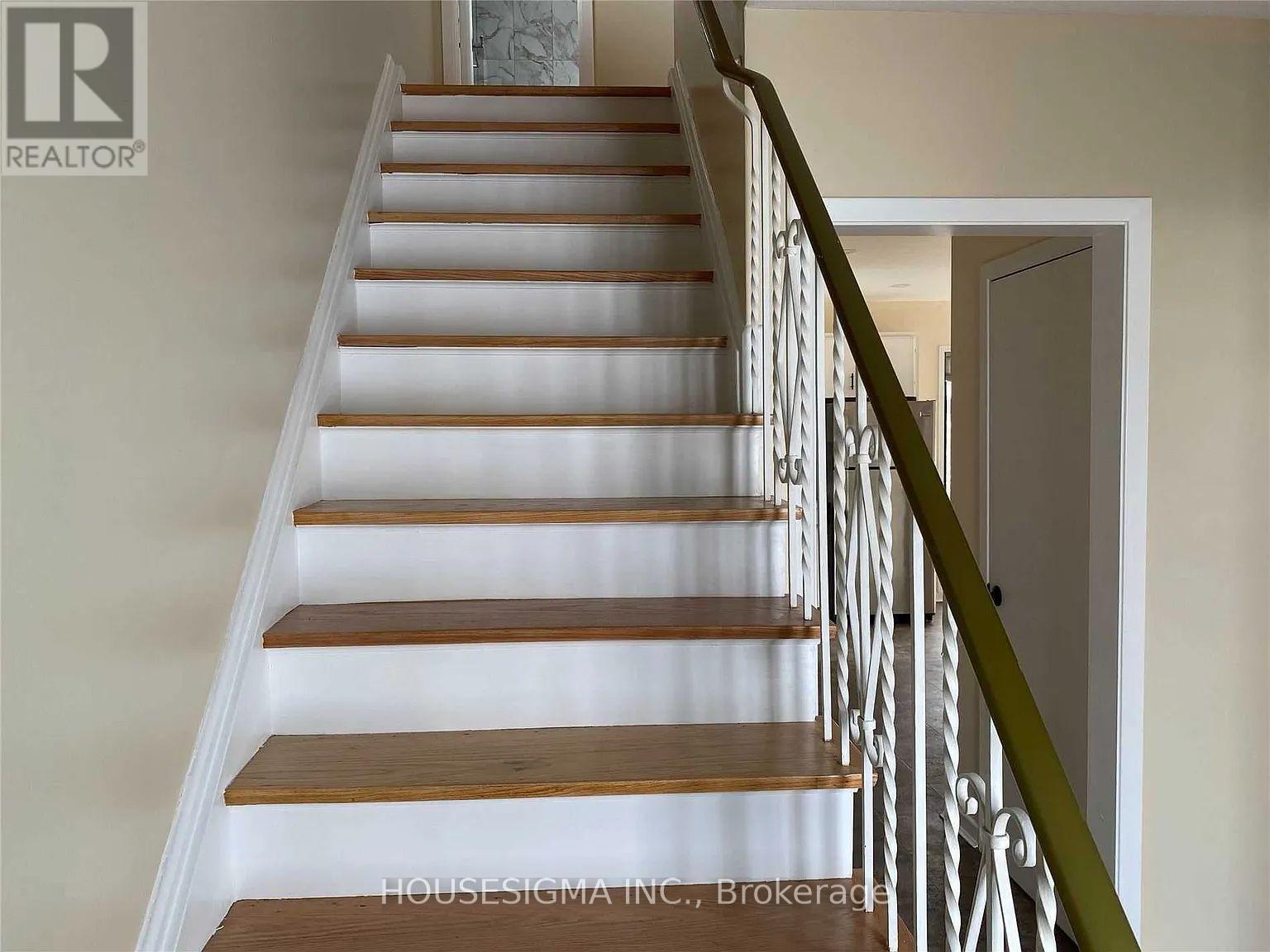 125 Mcmurchy Avenue S, Brampton, Ontario  L6Y 1Z1 - Photo 12 - W12986068