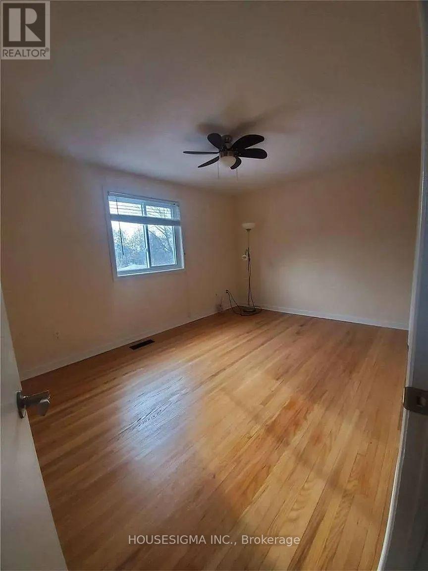 125 Mcmurchy Avenue S, Brampton, Ontario  L6Y 1Z1 - Photo 3 - W12986068