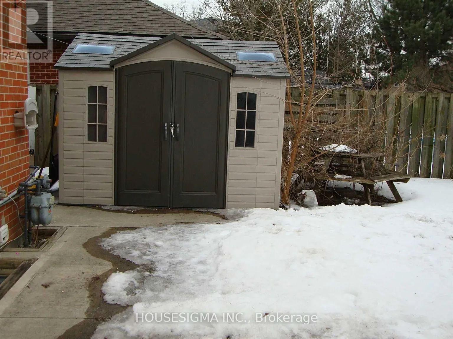 125 Mcmurchy Avenue S, Brampton, Ontario  L6Y 1Z1 - Photo 6 - W12986068