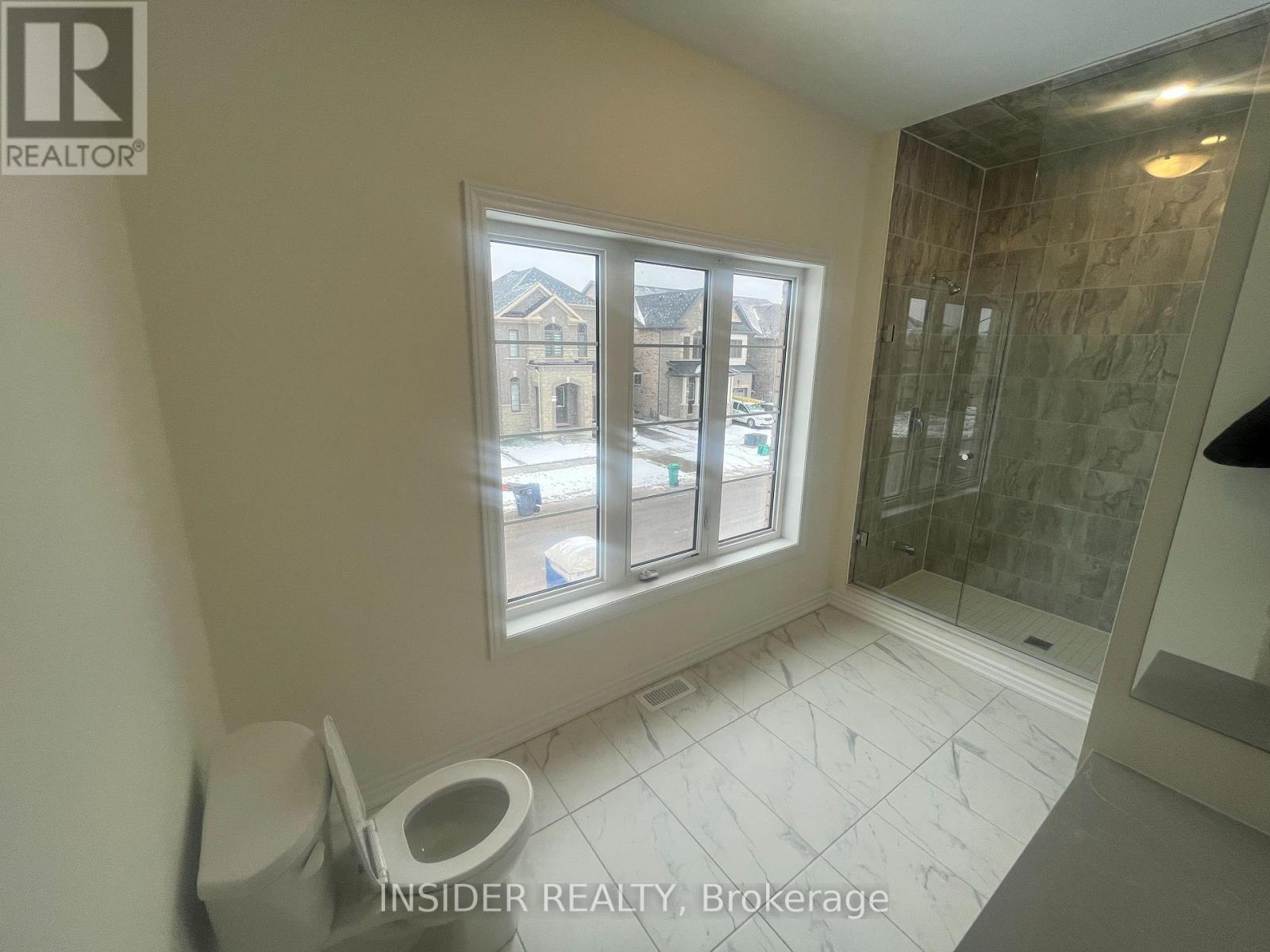 2 Fuller Street, Brampton, Ontario  L6X 5S4 - Photo 21 - W12986080
