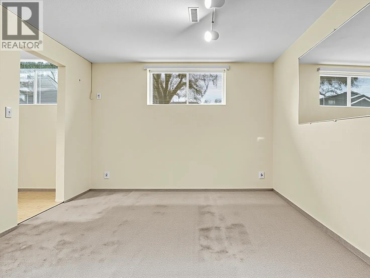 6870 6th Street, Burnaby, British Columbia  V5E 3T1 - Photo 31 - R3106151