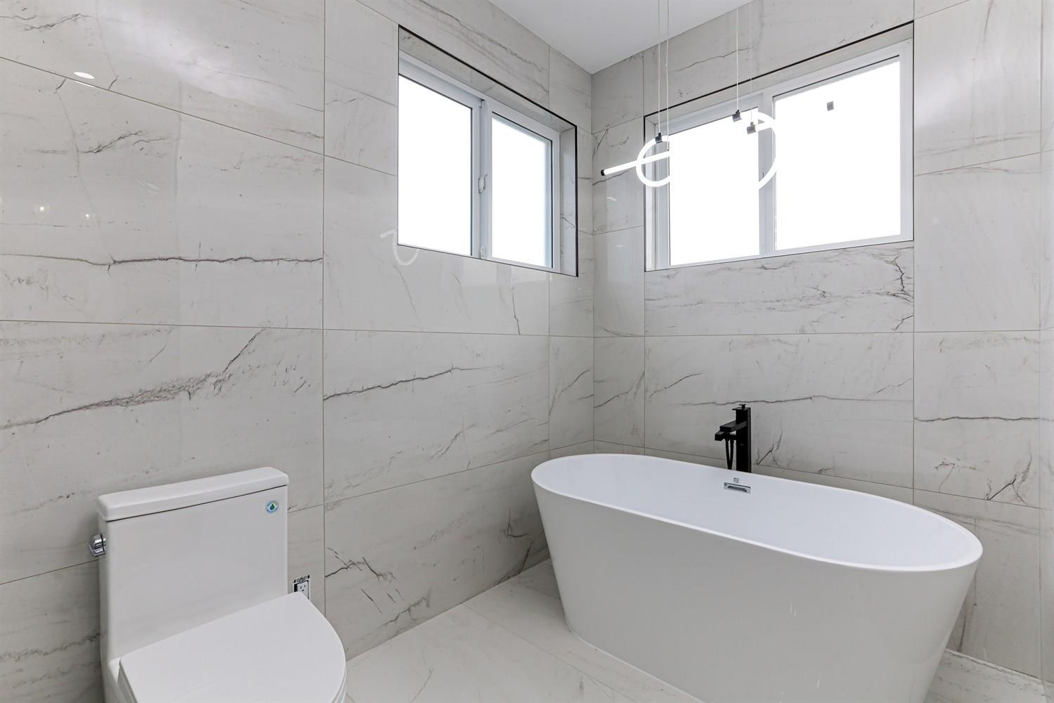 6914 204a Street, Langley, British Columbia  V2Y 1R2 - Photo 28 - R3098965