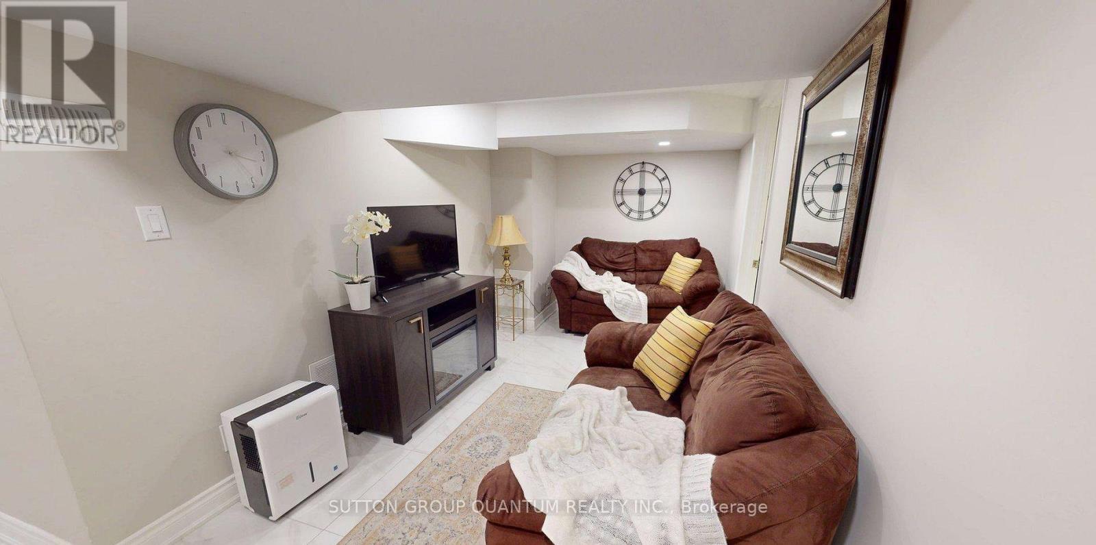 507 Upper James Street, Hamilton, Ontario  L9C 2X9 - Photo 11 - X12751412