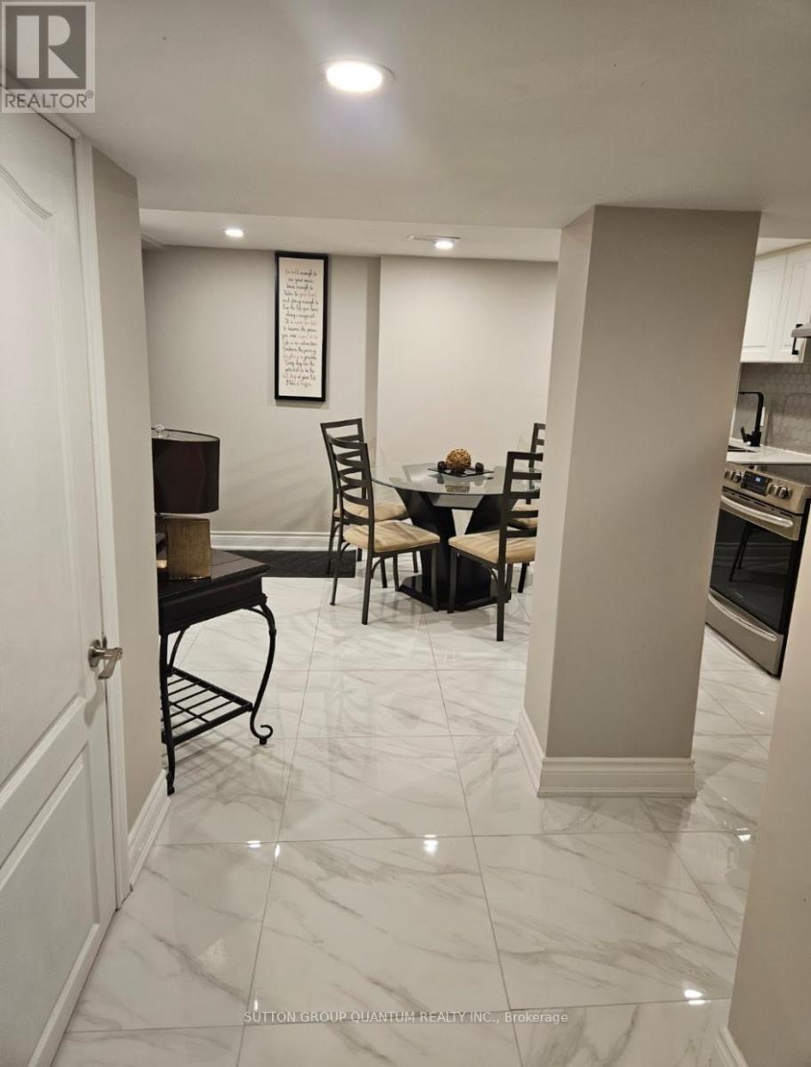 507 Upper James Street, Hamilton, Ontario  L9C 2X9 - Photo 5 - X12751412