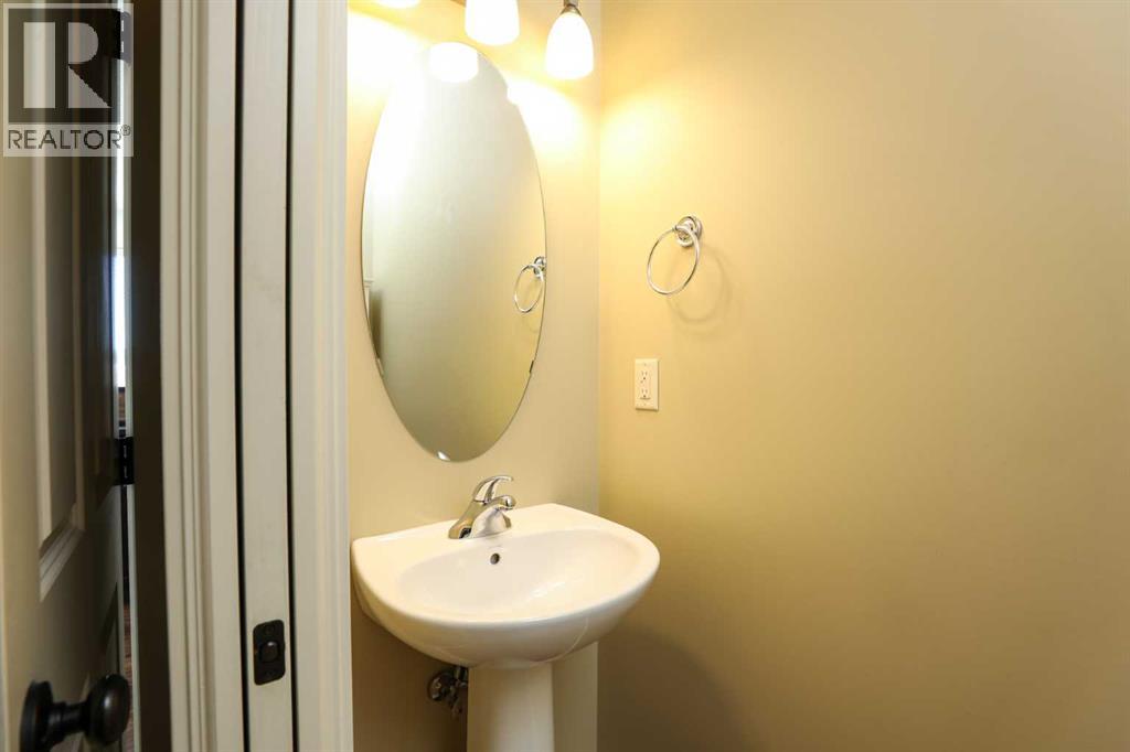 26 Haru Moriyama Road N, Lethbridge, Alberta  T1H 5W4 - Photo 17 - A2300677