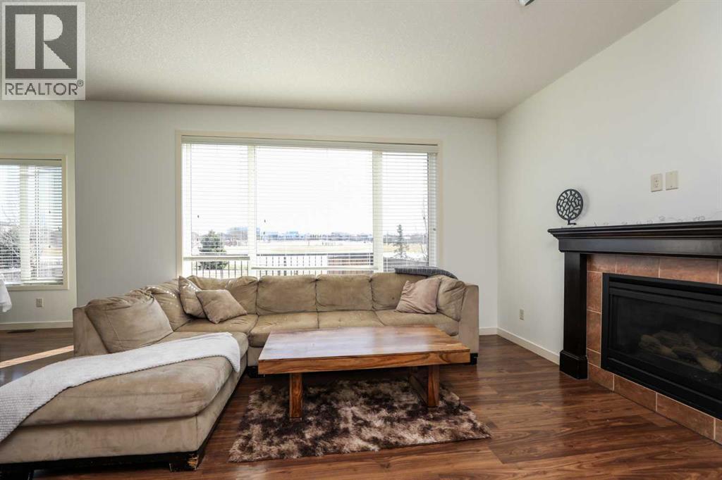 26 Haru Moriyama Road N, Lethbridge, Alberta  T1H 5W4 - Photo 6 - A2300677