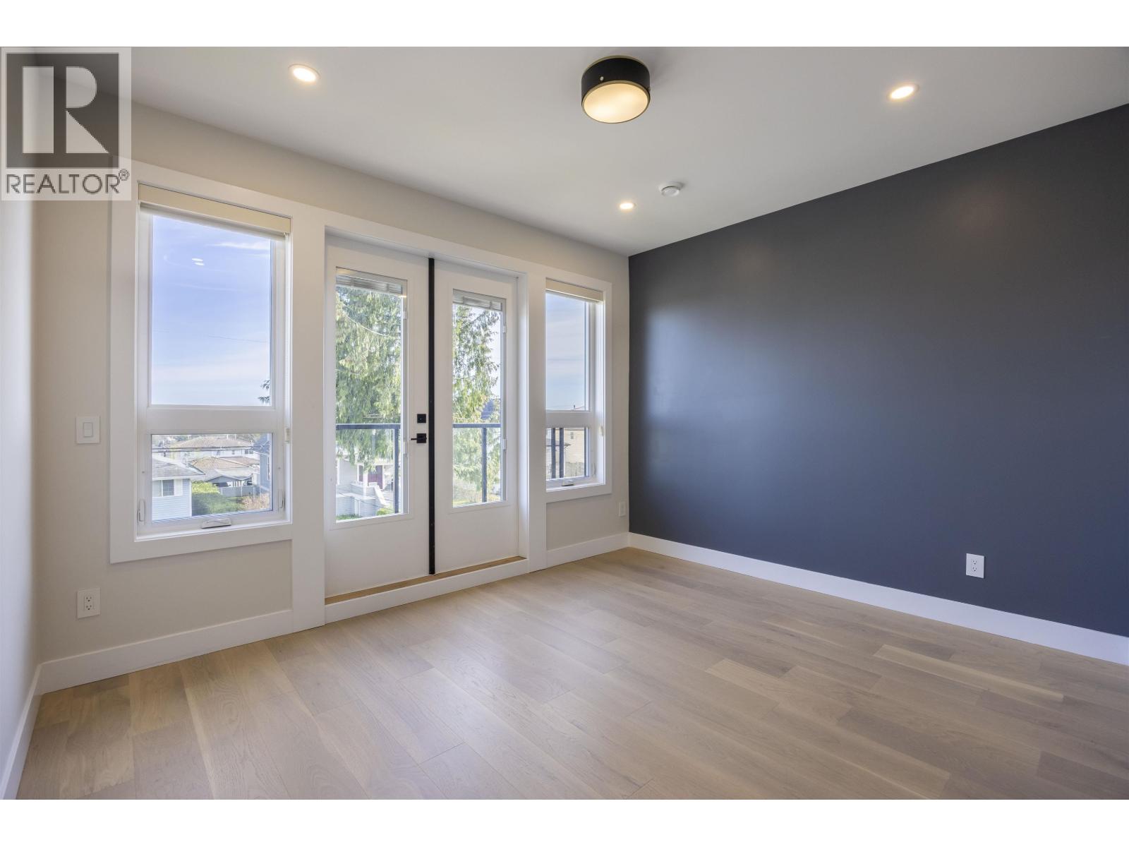 8093 14th Avenue, Burnaby, British Columbia  V3N 2B5 - Photo 28 - R3109059