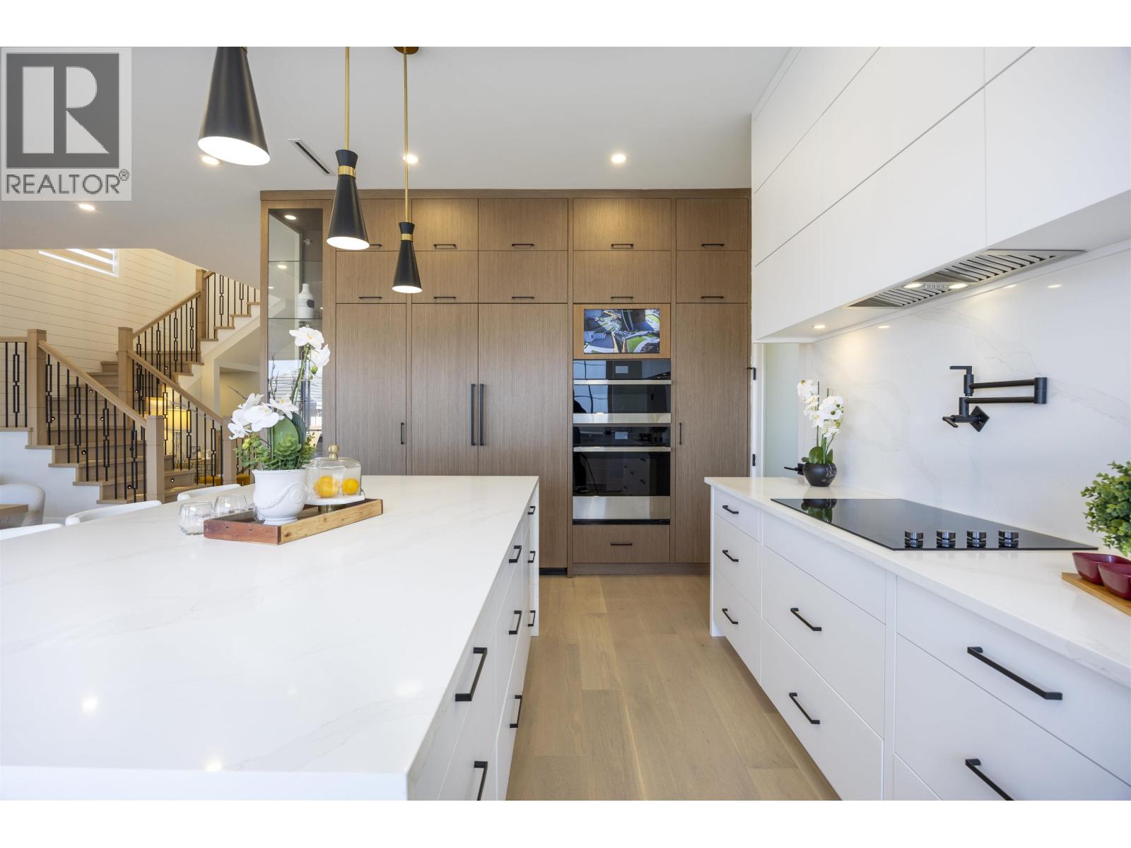 8093 14th Avenue, Burnaby, British Columbia  V3N 2B5 - Photo 18 - R3109059