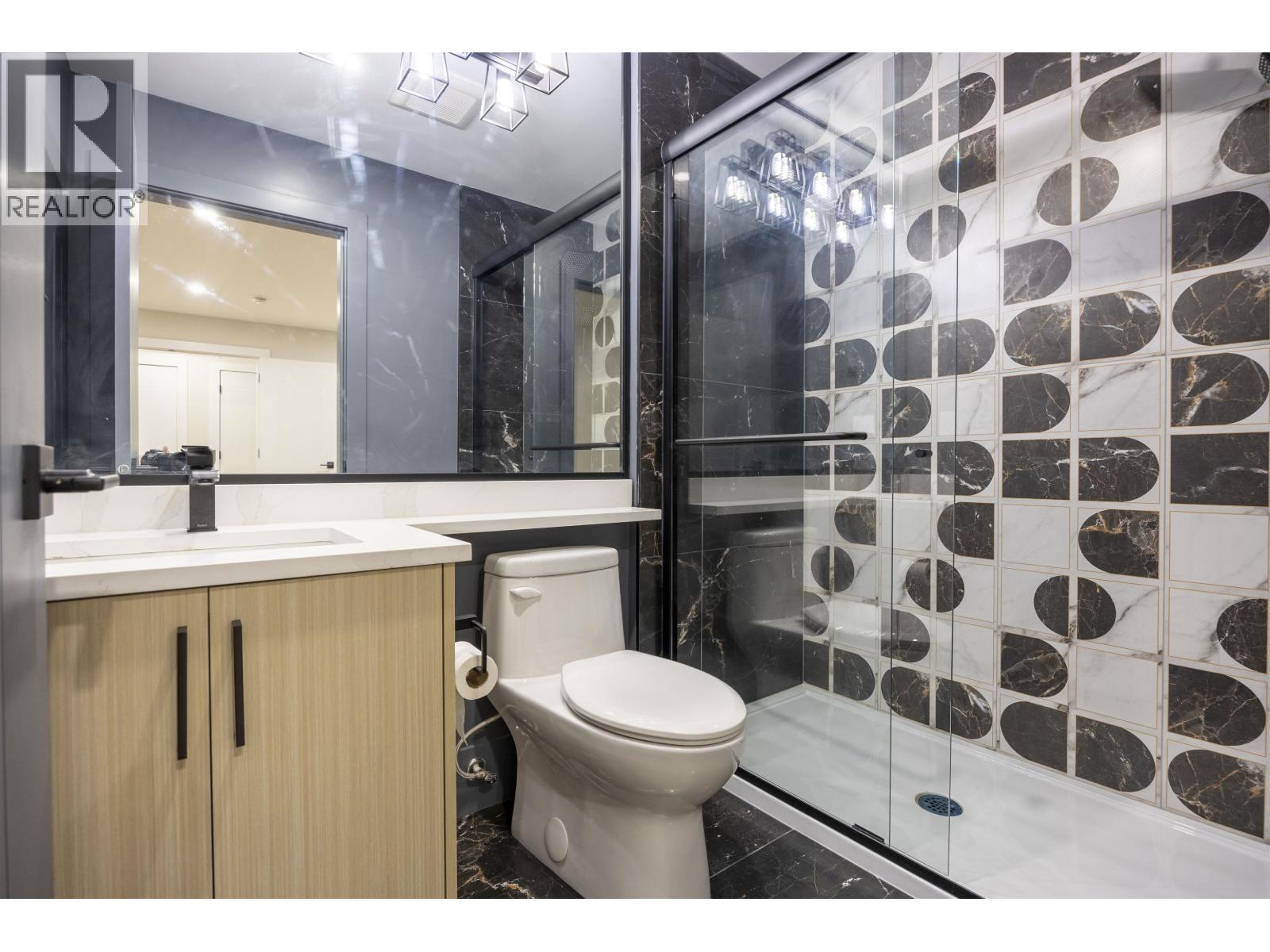 8093 14th Avenue, Burnaby, British Columbia  V3N 2B5 - Photo 36 - R3109059