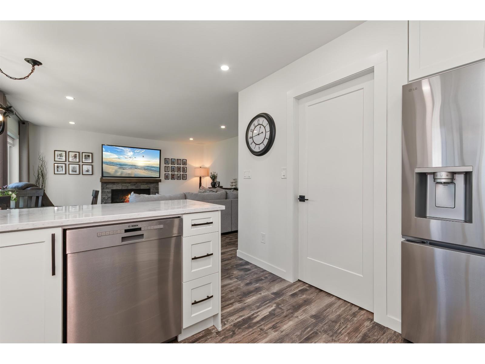 6748 Henry Street, Sardis South, Chilliwack, British Columbia  V2R 2Z9 - Photo 30 - R3109962