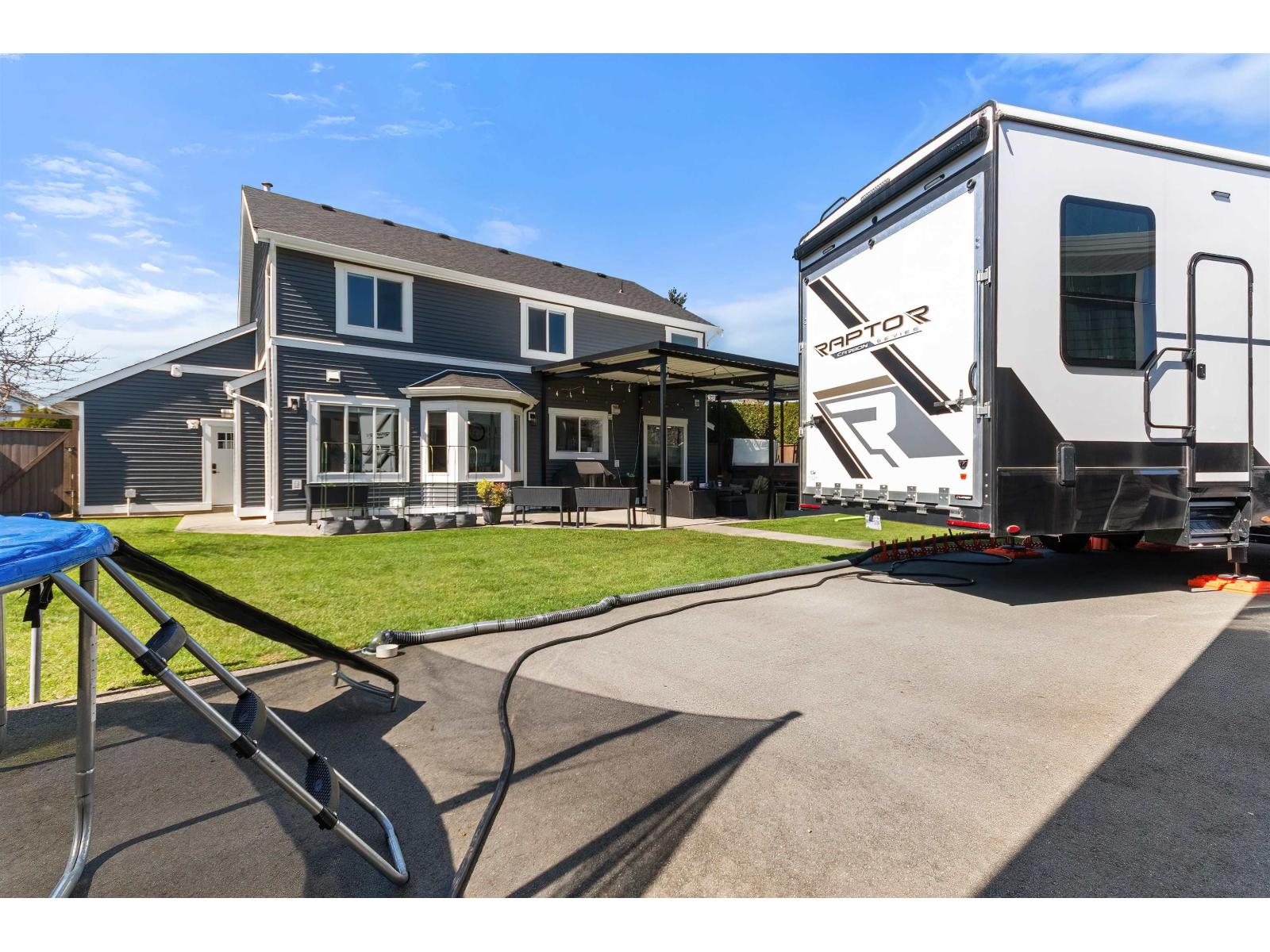 6748 Henry Street, Sardis South, Chilliwack, British Columbia  V2R 2Z9 - Photo 4 - R3109962