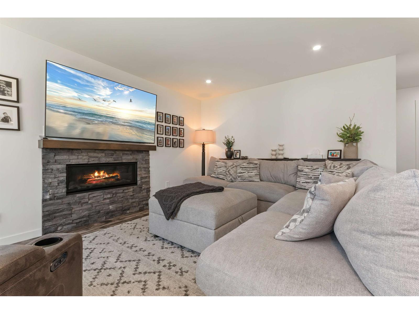 6748 Henry Street, Sardis South, Chilliwack, British Columbia  V2R 2Z9 - Photo 22 - R3109962