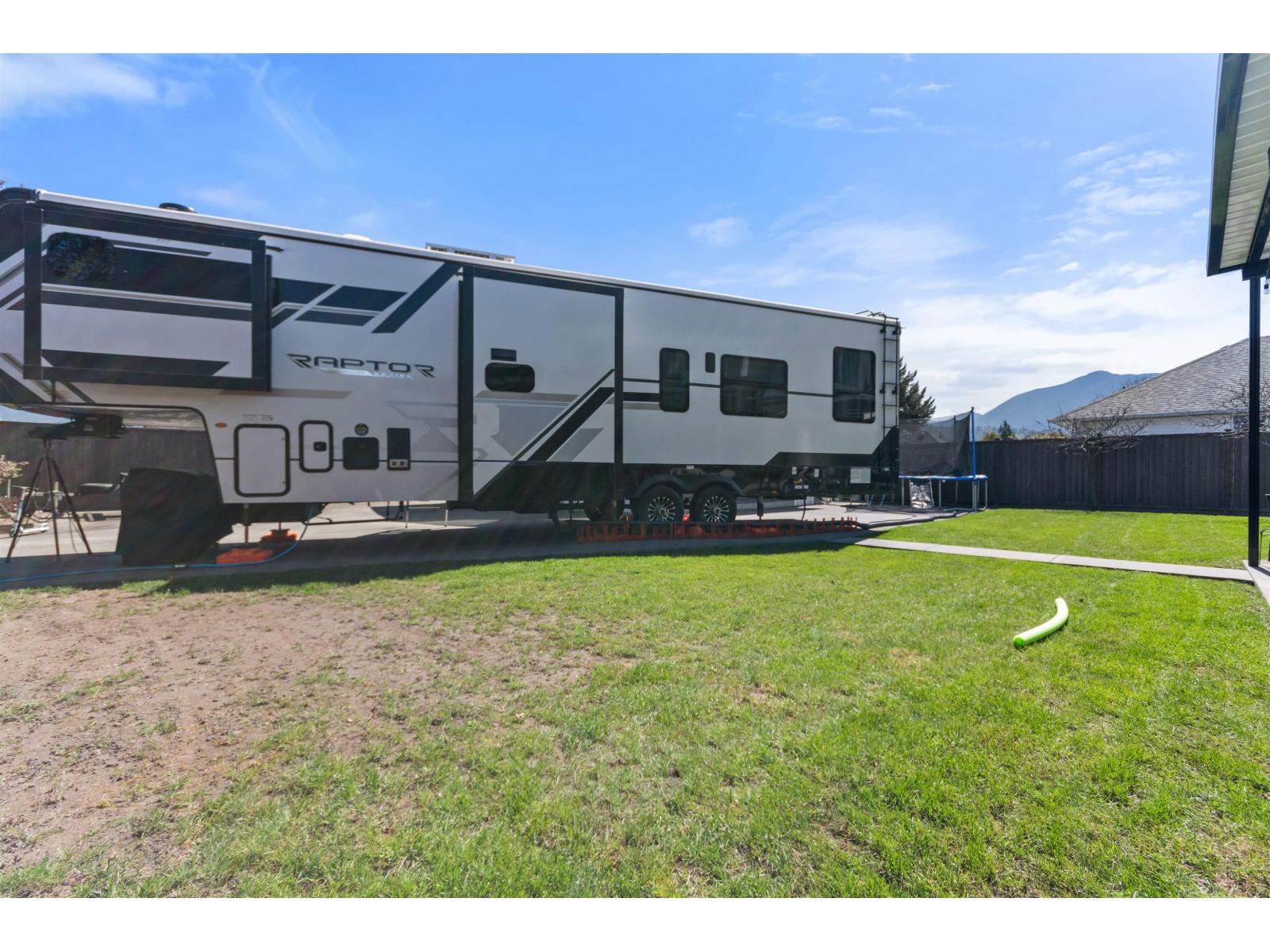 6748 Henry Street, Sardis South, Chilliwack, British Columbia  V2R 2Z9 - Photo 9 - R3109962