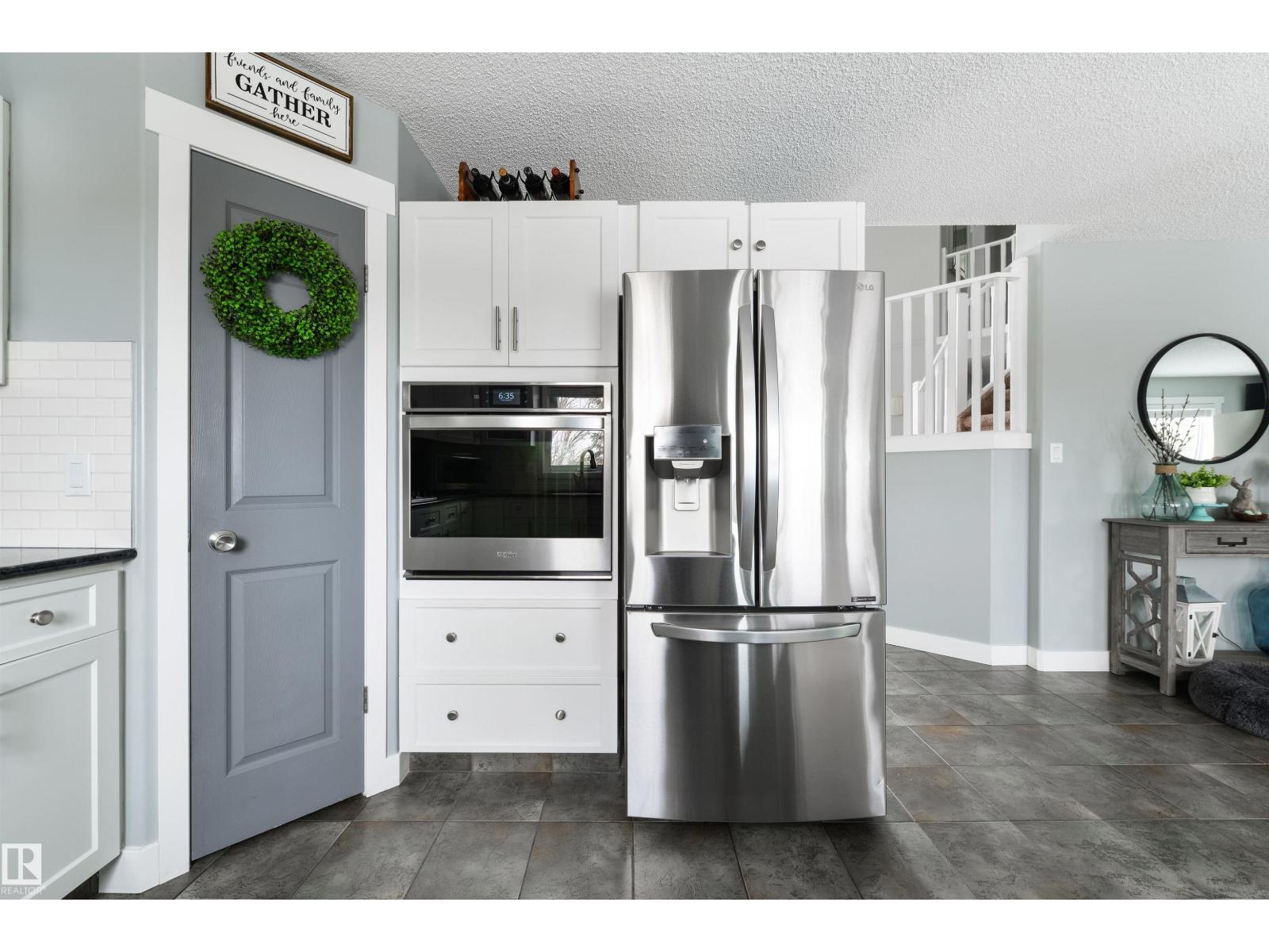 462 Ormsby Rd W Nw, Edmonton, Alberta  T5T 6B1 - Photo 12 - E4481478