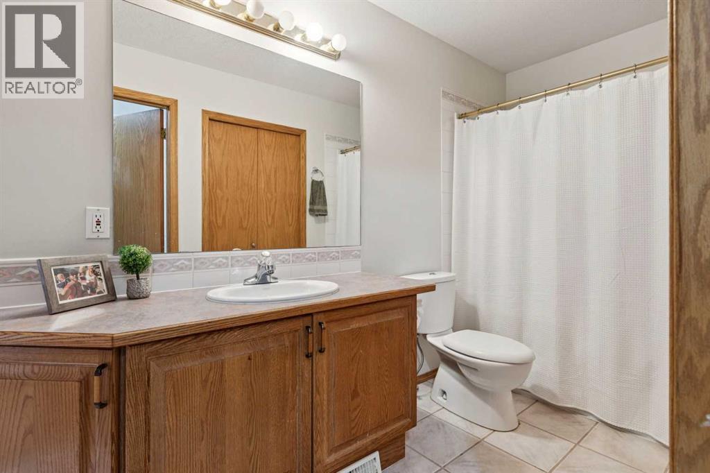 6 Sheep River Crescent, Okotoks, Alberta  T1S 1N6 - Photo 20 - A2299644