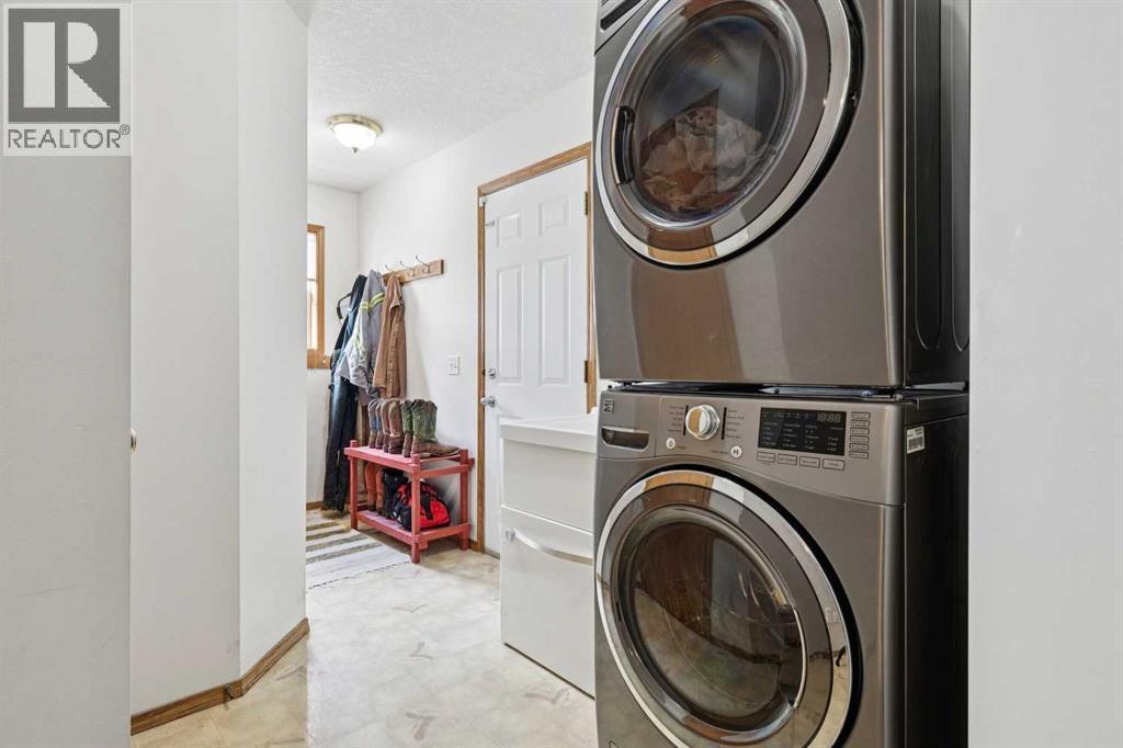 6 Sheep River Crescent, Okotoks, Alberta  T1S 1N6 - Photo 21 - A2299644