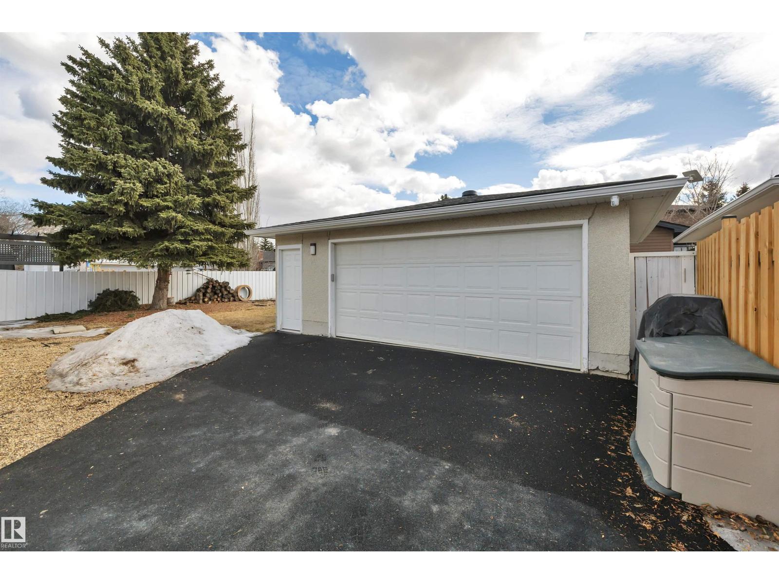 10435 39a Av Nw, Edmonton, Alberta  T6J 2J5 - Photo 50 - E4481718