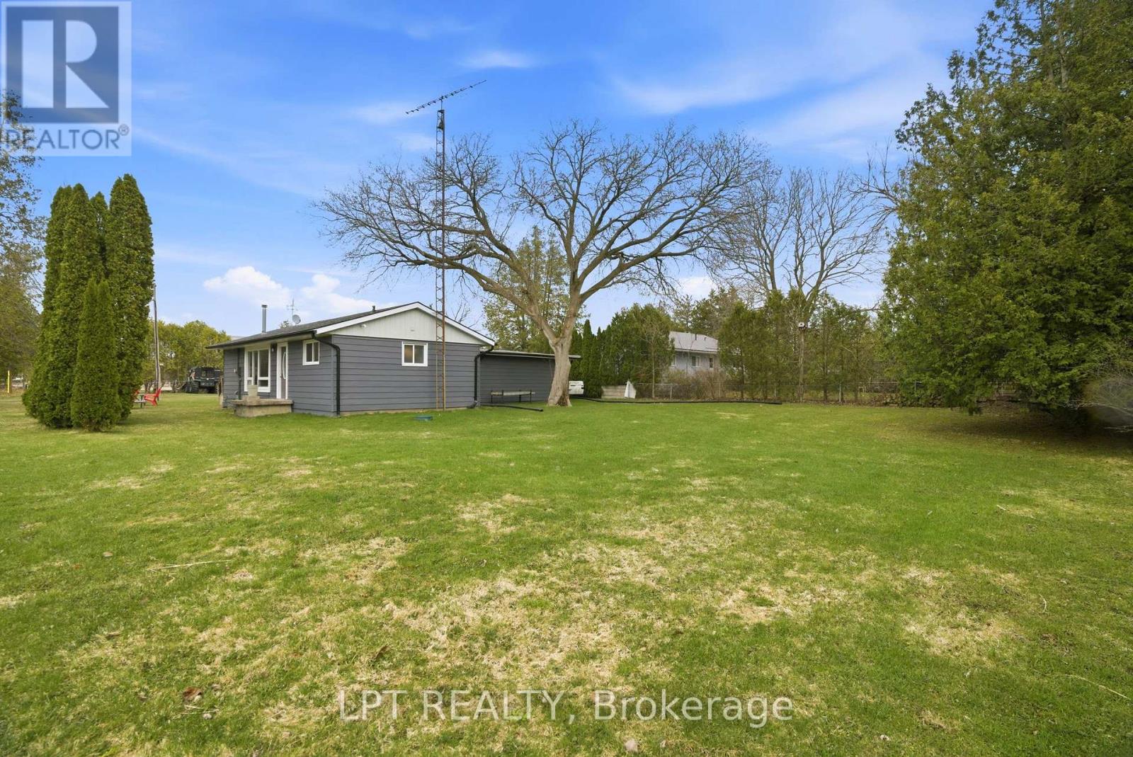 7597 Biddulph Street, Lambton Shores, Ontario  N0M 2L0 - Photo 29 - X12986112