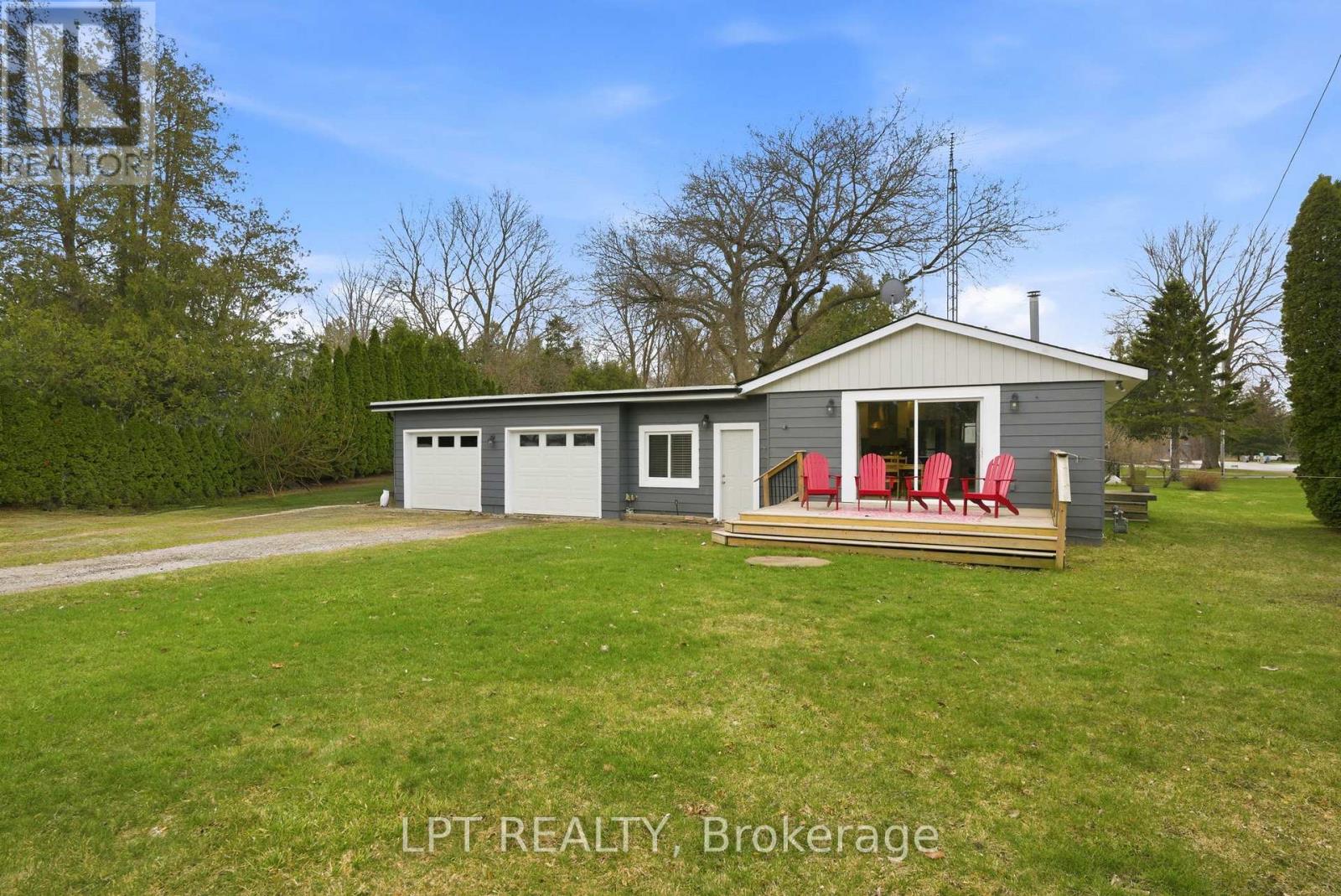 7597 Biddulph Street, Lambton Shores, Ontario  N0M 2L0 - Photo 3 - X12986112