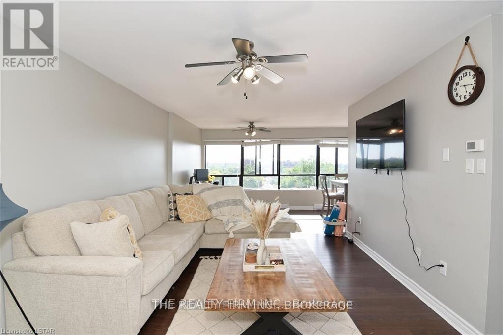 808 - 135 Baseline Road W, London South, Ontario  N6J 4W4 - Photo 8 - X12986120