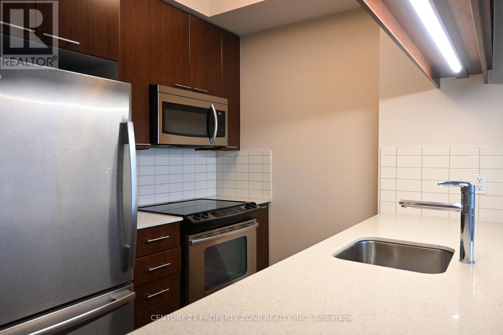 610 - 15 Viking Lane, Toronto, Ontario  M9B 0A4 - Photo 4 - W12984608