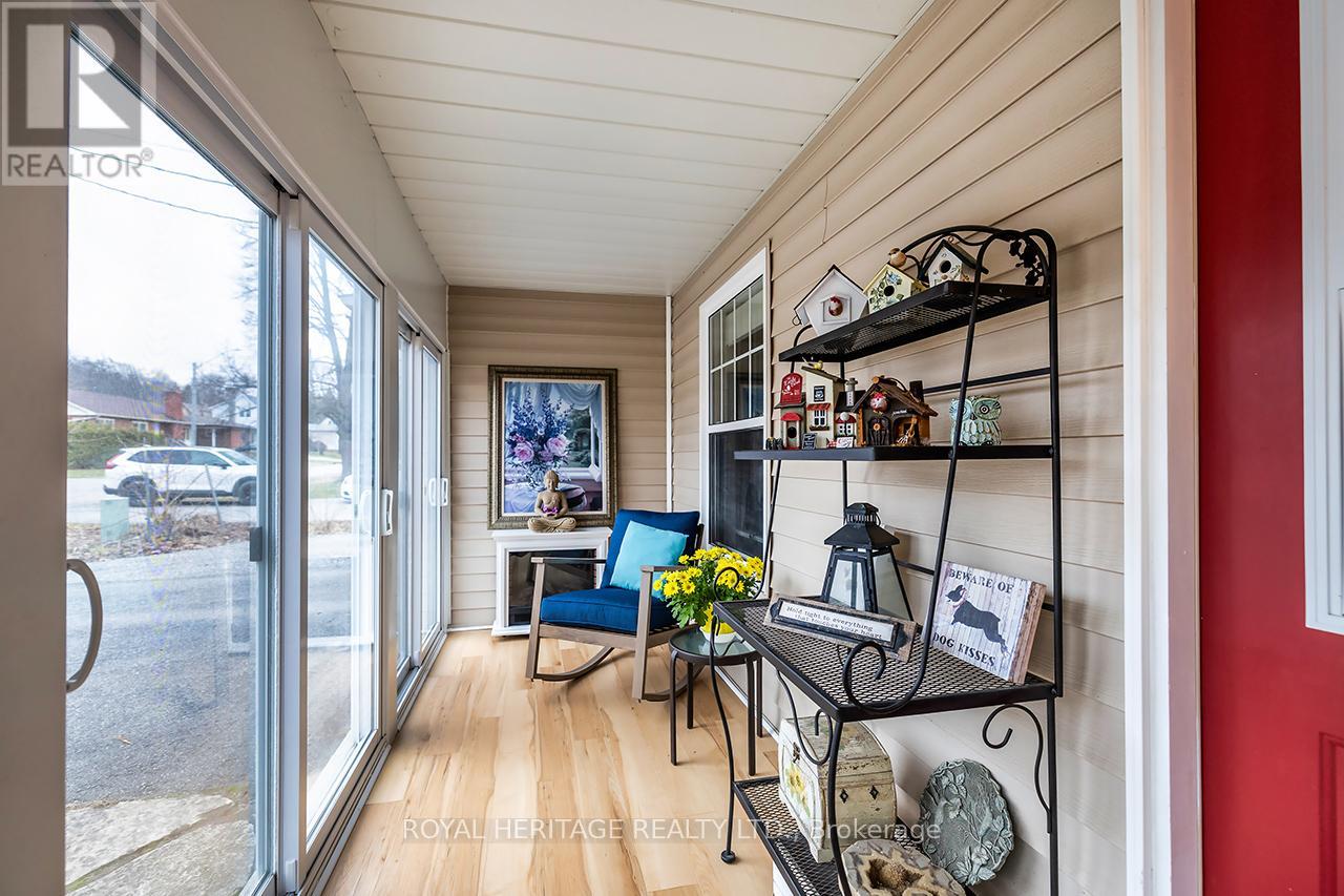 84 Nevin Avenue, Peterborough, Ontario  K9J 6E8 - Photo 4 - X12883964