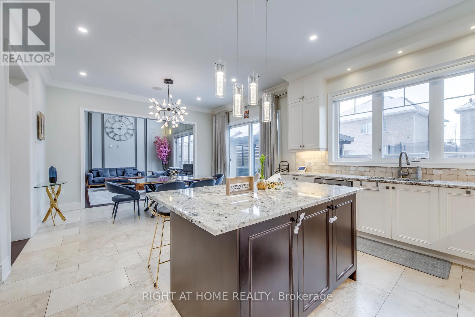 45 Torgan Trail, Vaughan, Ontario  L4H 3X6 - Photo 22 - N12986116