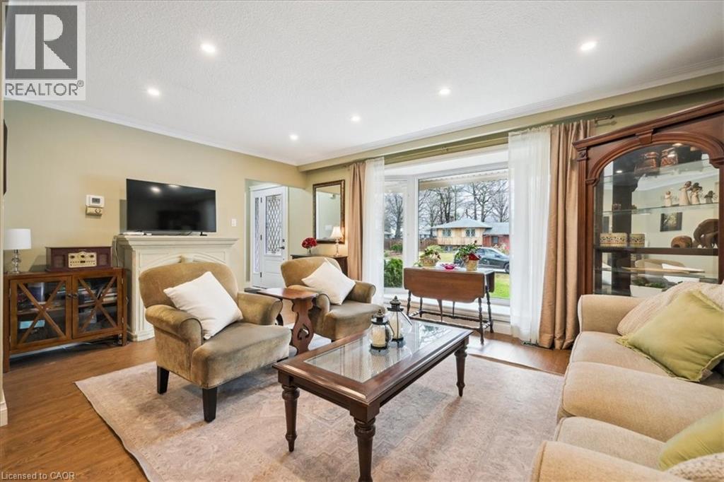 2033 Saxon Road, Oakville, Ontario  L6L 2V1 - Photo 10 - 40807174