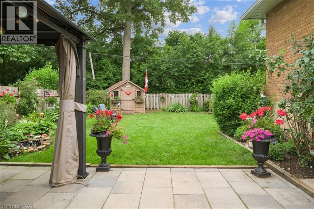 2033 Saxon Road, Oakville, Ontario  L6L 2V1 - Photo 43 - 40807174