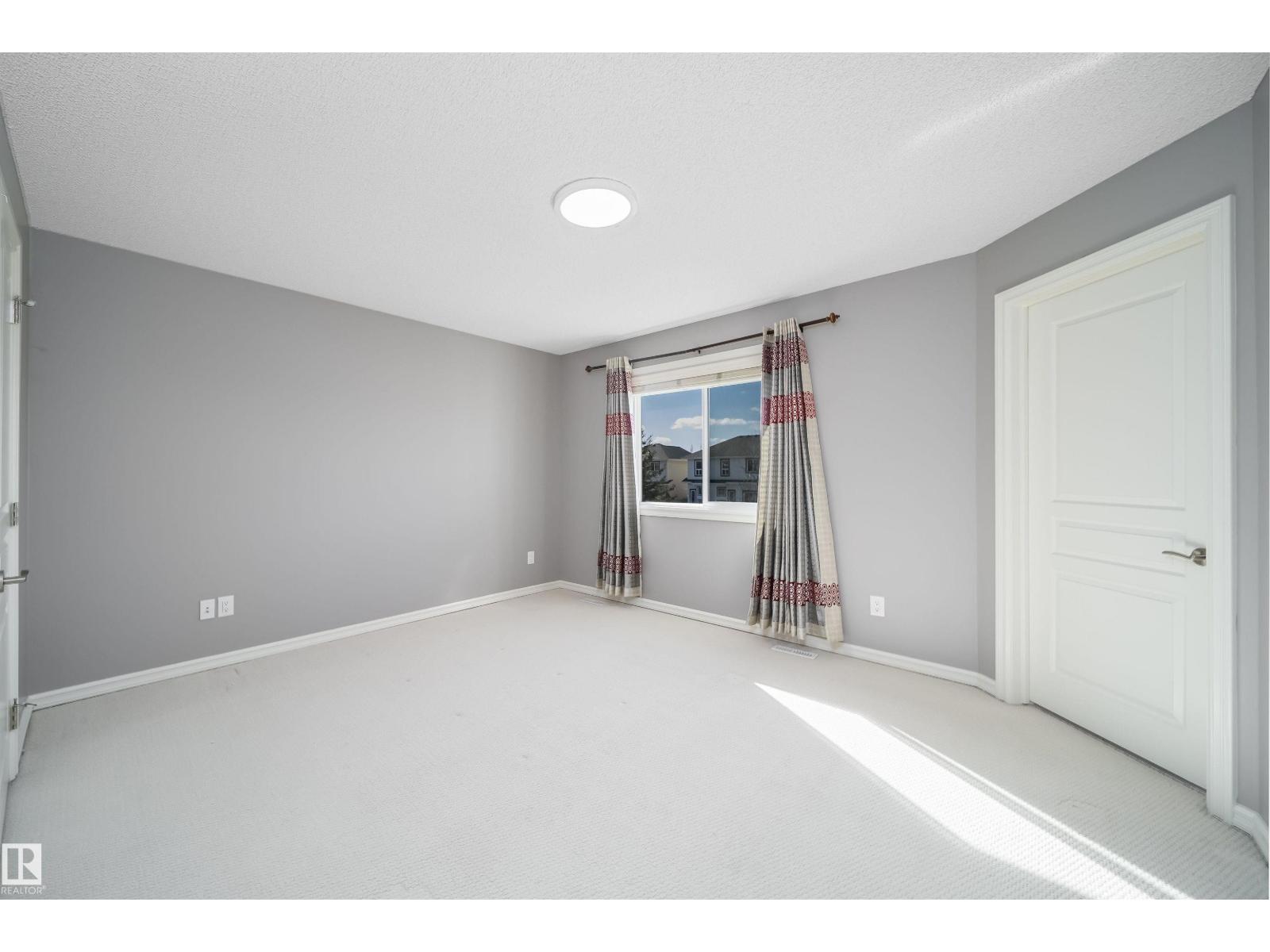 5935 6 Av Sw, Edmonton, Alberta  T6X 0G4 - Photo 12 - E4481823