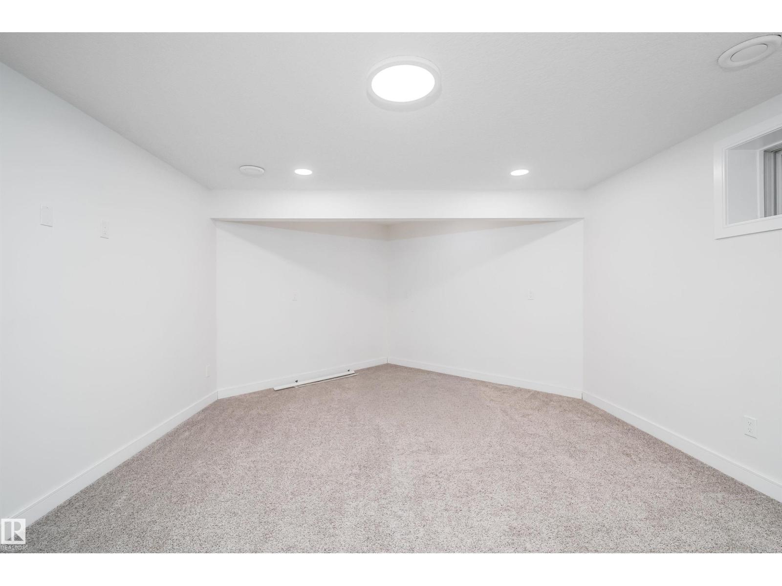 5935 6 Av Sw, Edmonton, Alberta  T6X 0G4 - Photo 17 - E4481823