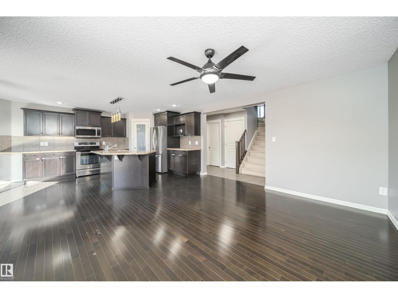 5935 6 Av Sw, Edmonton, Alberta  T6X 0G4 - Photo 5 - E4481823